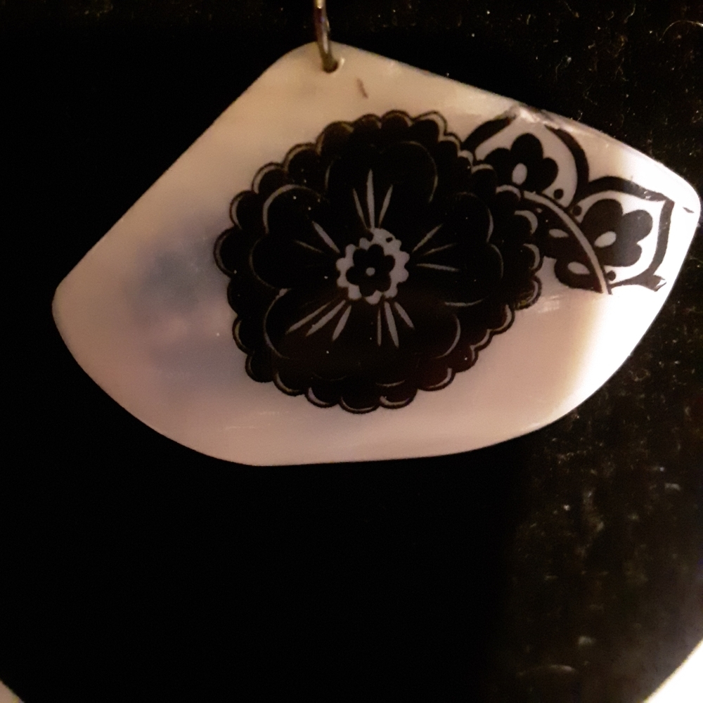 Shell necklace